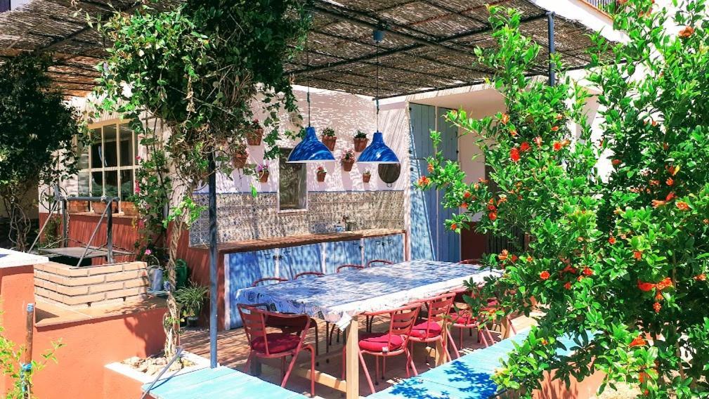 Flores Amarillas B&B Almoharin Extérieur photo