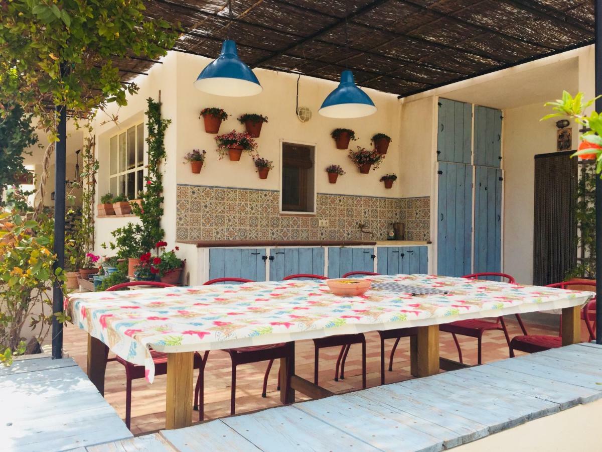 Flores Amarillas B&B Almoharin Extérieur photo
