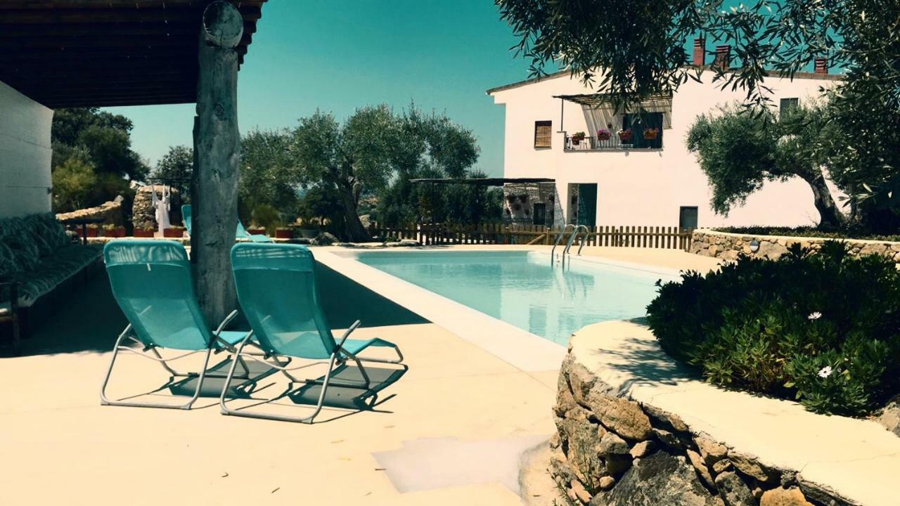 Flores Amarillas B&B Almoharin Extérieur photo